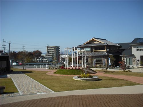 DSCF0243_R.jpg