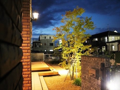 2712125R.jpg